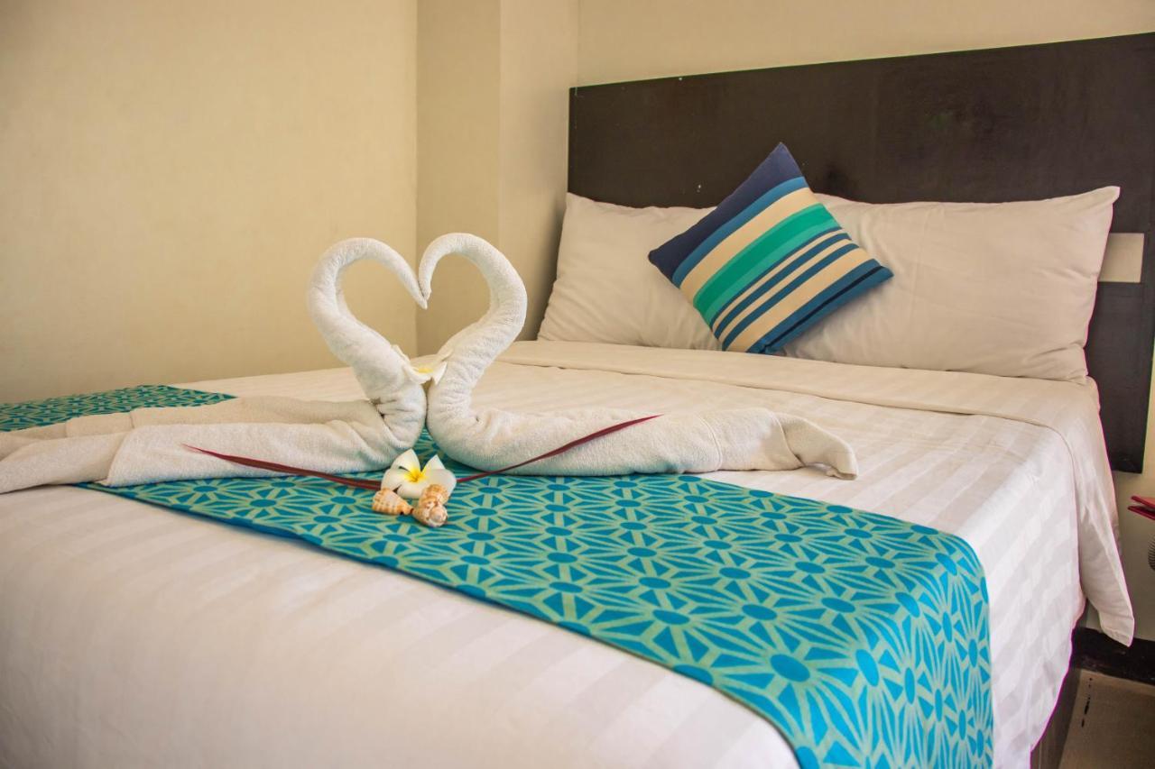 The Orient Beach Boracay Yapak Екстериор снимка